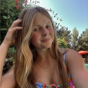 Meet your Posher, Sienna